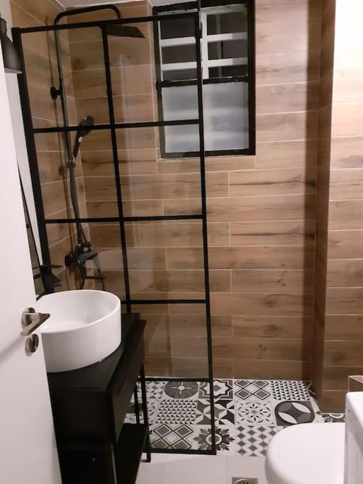 Μοντέρνο Διαμέρισμα - Stylish Appartment Loutraki Dış mekan fotoğraf
