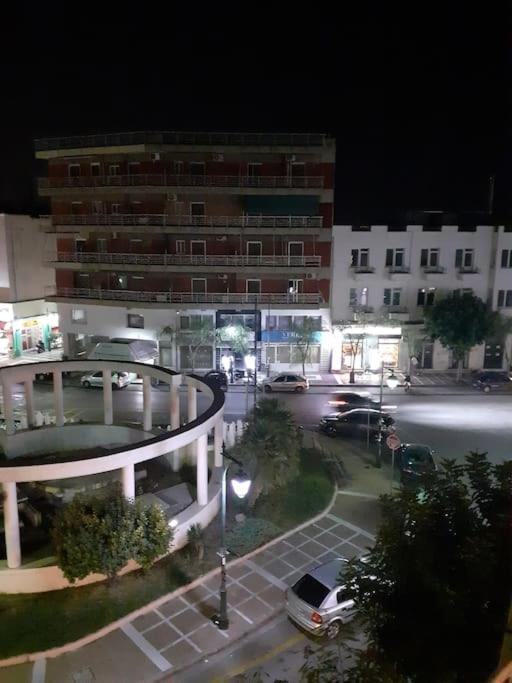 Μοντέρνο Διαμέρισμα - Stylish Appartment Loutraki Dış mekan fotoğraf